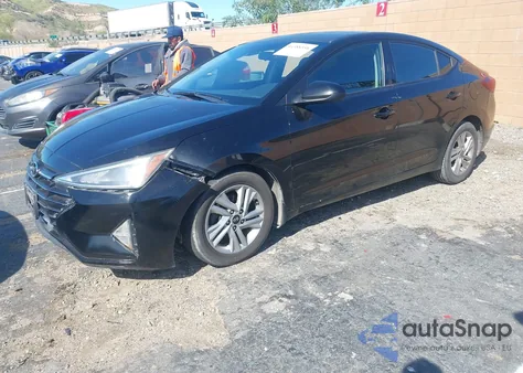 2020 Hyundai Elantra Sel z USA, uszkodzony, nr VIN 5NPD84LF1LH525965